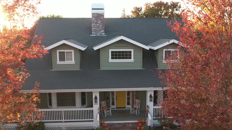 Best Solar Panel Roofing Installation  in Weaverville, NC